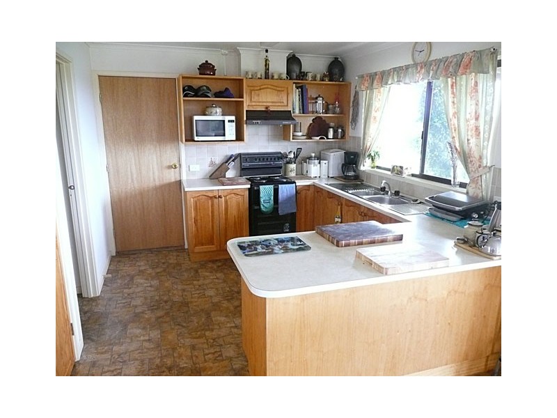 112 MARTINS ROAD, Willung South VIC 3844