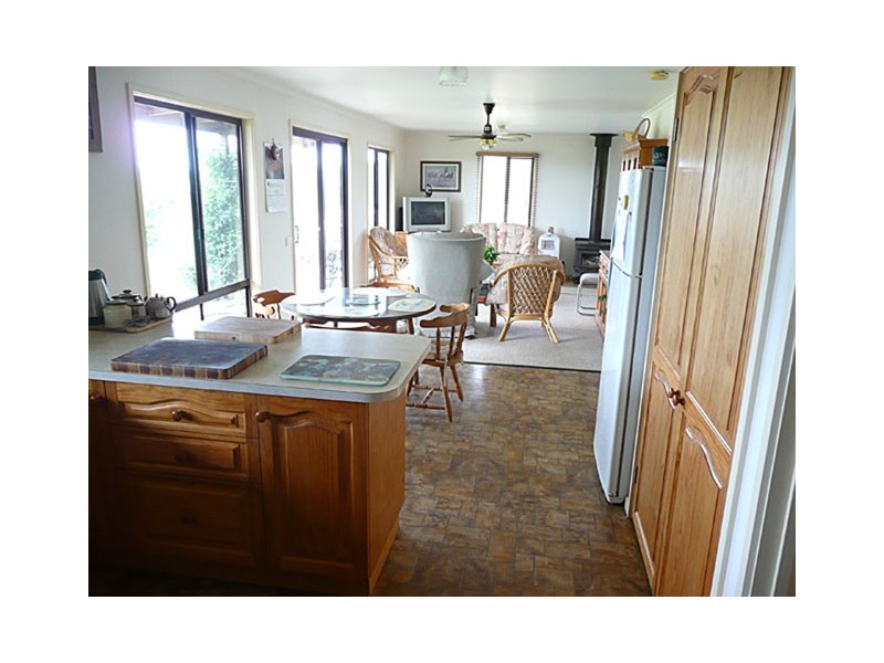 112 MARTINS ROAD, Willung South VIC 3844