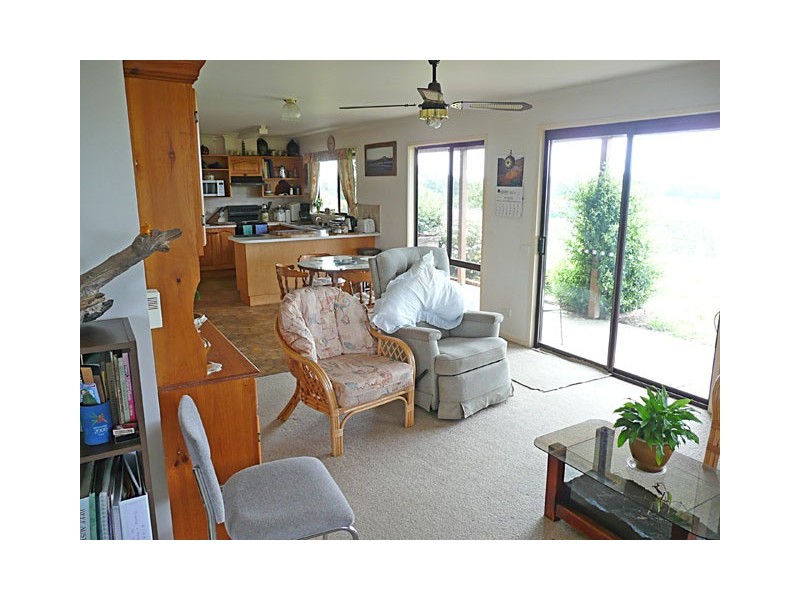 112 MARTINS ROAD, Willung South VIC 3844