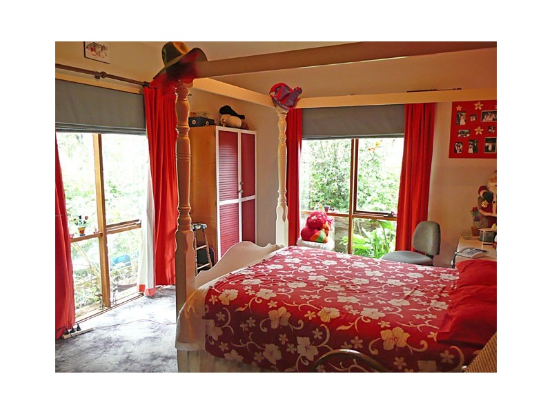 17 TOWNSHIP ROAD, Carrajung VIC 3844