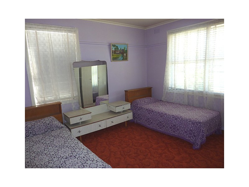 16 MULCARE STREET, Morwell VIC 3840