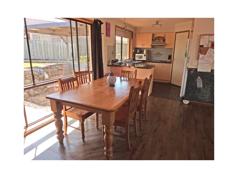6 BAYSTONE COURT, Traralgon VIC 3844