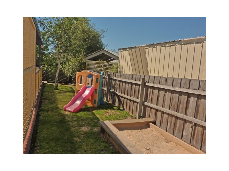 6 BAYSTONE COURT, Traralgon VIC 3844