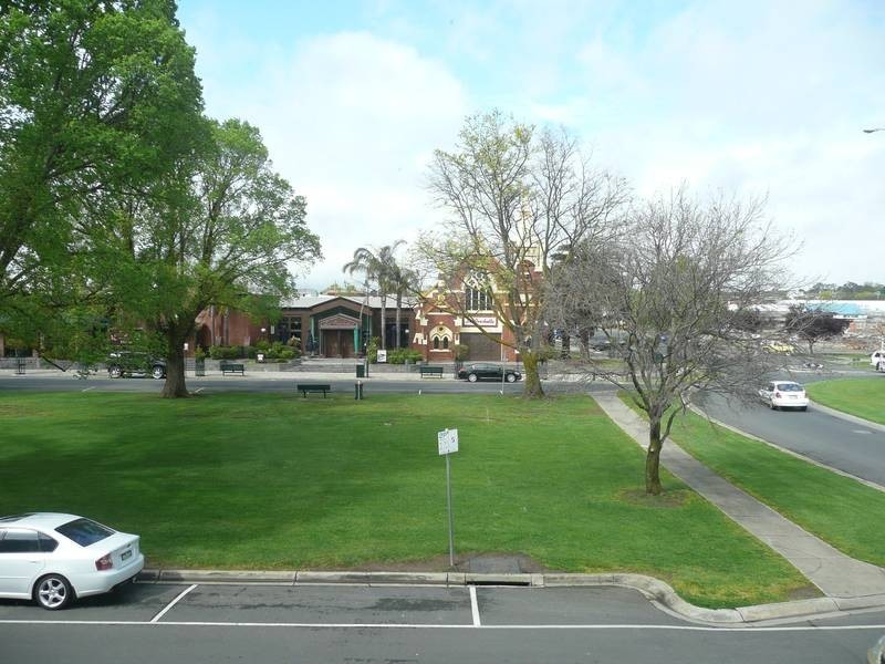 2/28 Kay Street, Traralgon VIC 3844