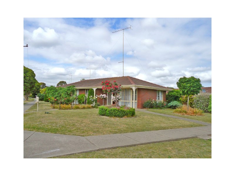 68 SWALLOW GROVE, Traralgon VIC 3844