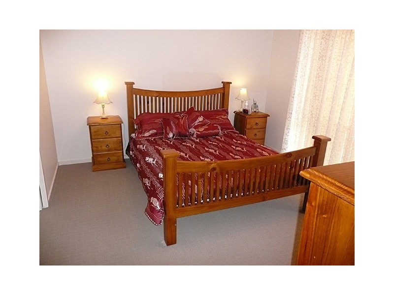 18 WOODHALL CLOSE, Traralgon VIC 3844