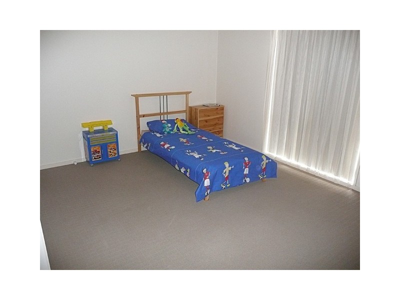 18 WOODHALL CLOSE, Traralgon VIC 3844