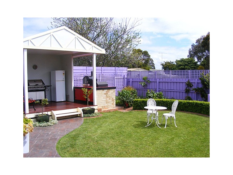 5 AMBROSE AVENUE, Traralgon VIC 3844