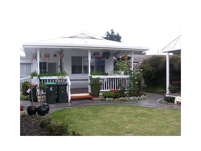 5 AMBROSE AVENUE, Traralgon VIC 3844