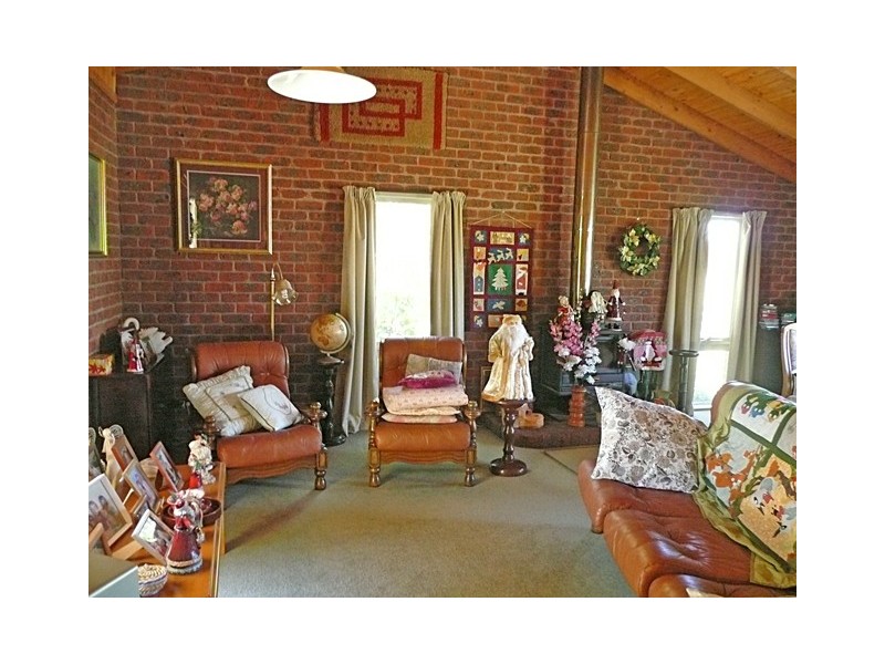 18 VARNEY CRESCENT, Traralgon VIC 3844