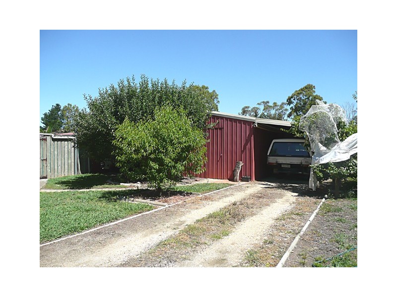 18 VARNEY CRESCENT, Traralgon VIC 3844