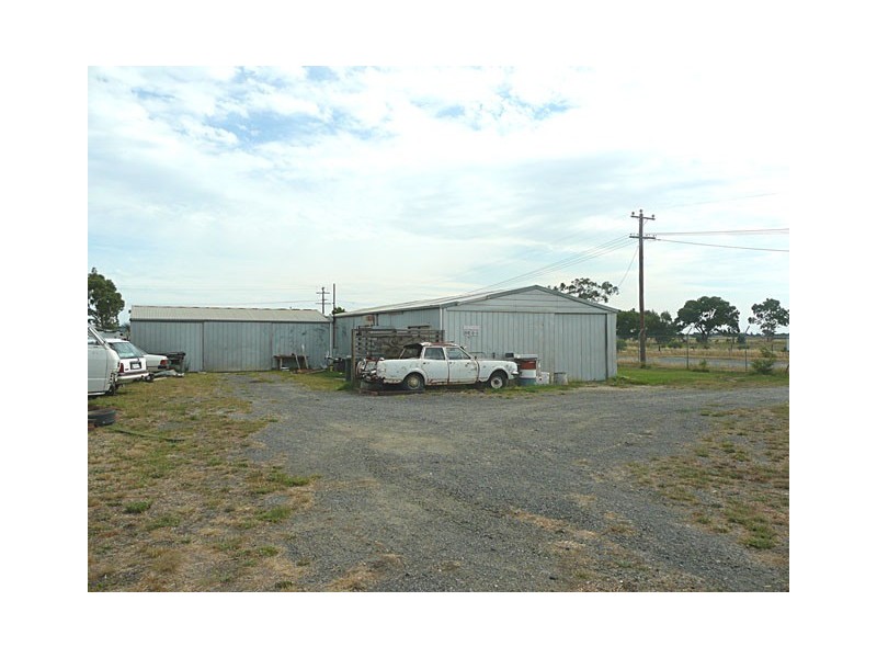 7 MILL LANE, Rosedale VIC 3847