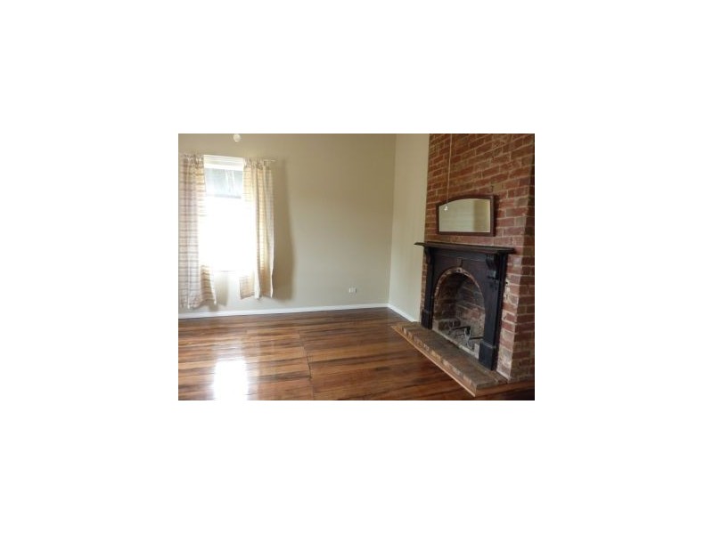 1 Main Road, Cowwarr VIC 3857