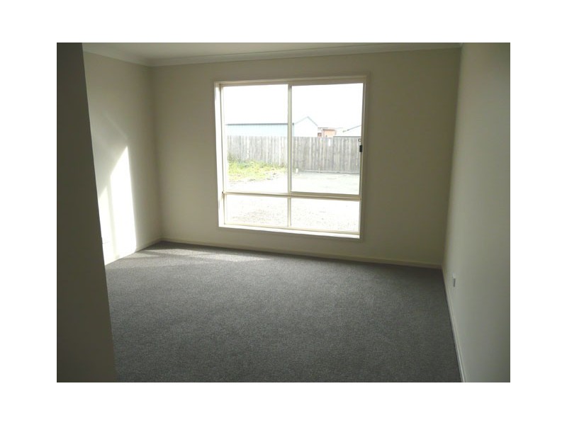 10 ROSCOMMON DRIVE, Traralgon VIC 3844