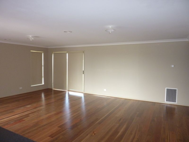 12 Graduate Place, Traralgon VIC 3844
