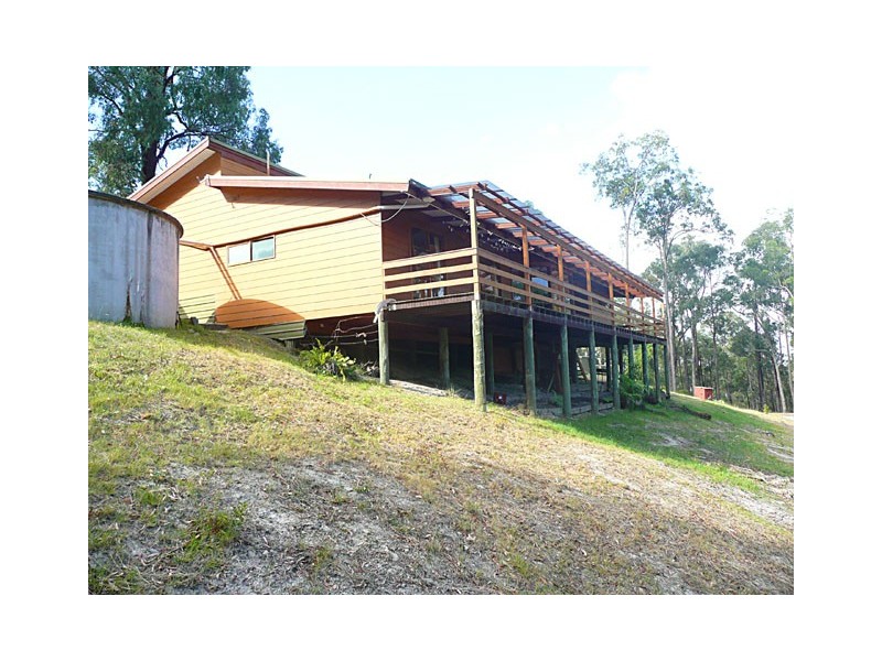 6 HAKEA COURT, Glengarry North VIC 3854