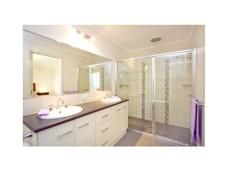 10 GRADUATE PLACE, Traralgon VIC 3844