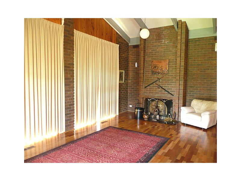 1 PAUL STREET, Traralgon VIC 3844
