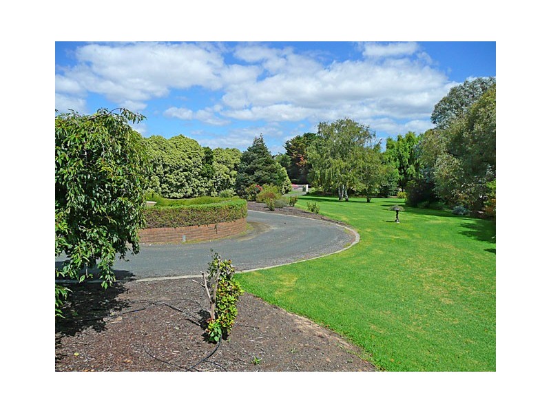 1 PAUL STREET, Traralgon VIC 3844