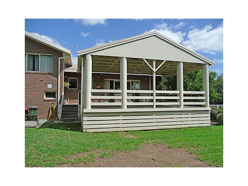 1 PAUL STREET, Traralgon VIC 3844