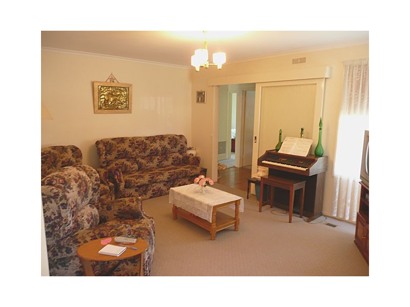 8 PHILLIP STREET, Traralgon VIC 3844