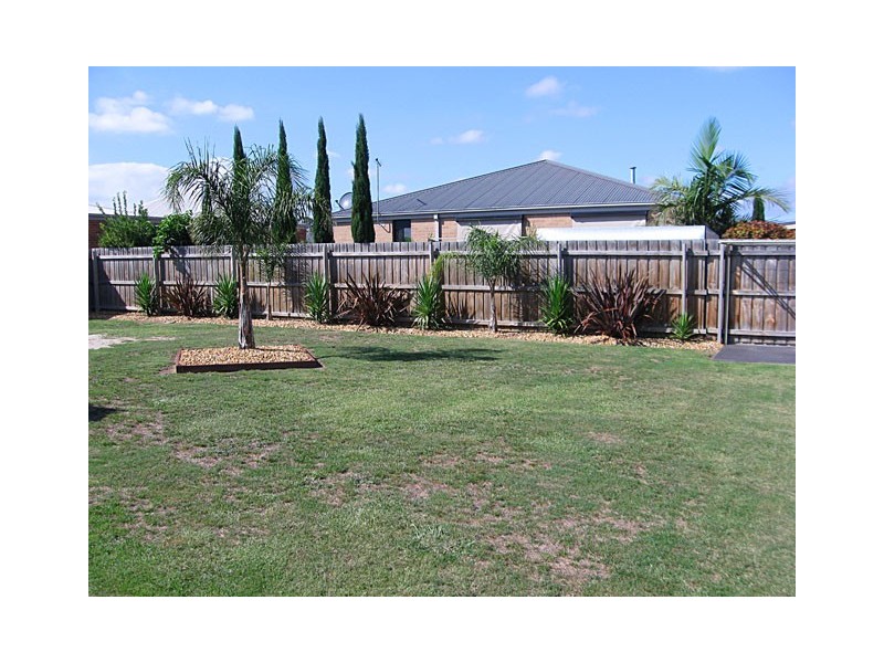 20 RIVERSLEA BOULEVARD, Traralgon VIC 3844