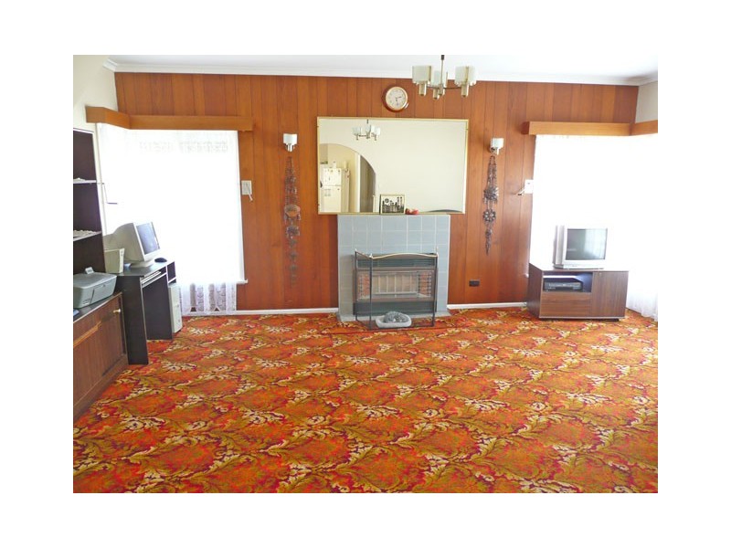 9 Latrobe Road, Morwell VIC 3840