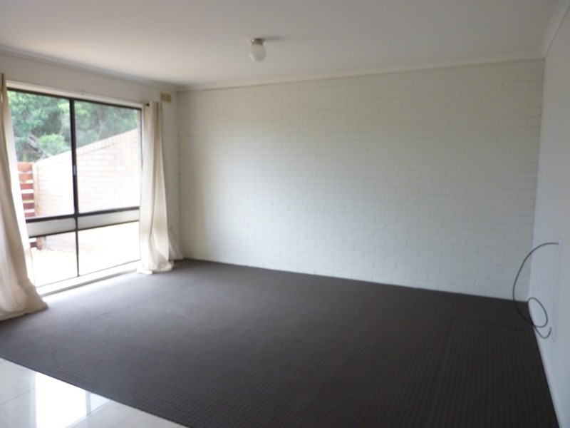 2/19 ORMOND ROAD, Traralgon VIC 3844