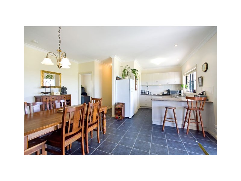 2056 PRINCES HIGHWAY, Rosedale VIC 3847
