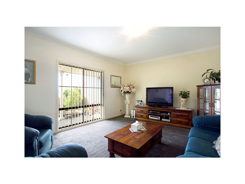 2056 PRINCES HIGHWAY, Rosedale VIC 3847