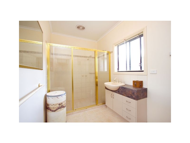 2056 PRINCES HIGHWAY, Rosedale VIC 3847