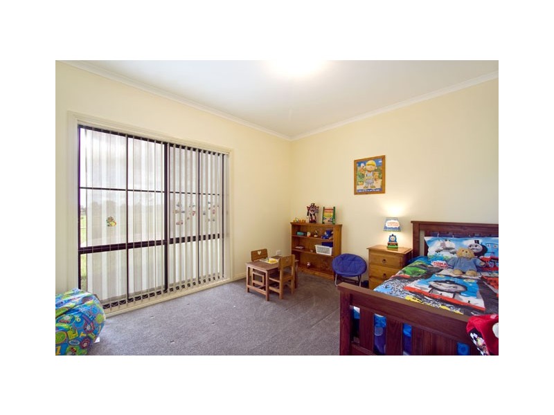 2056 PRINCES HIGHWAY, Rosedale VIC 3847