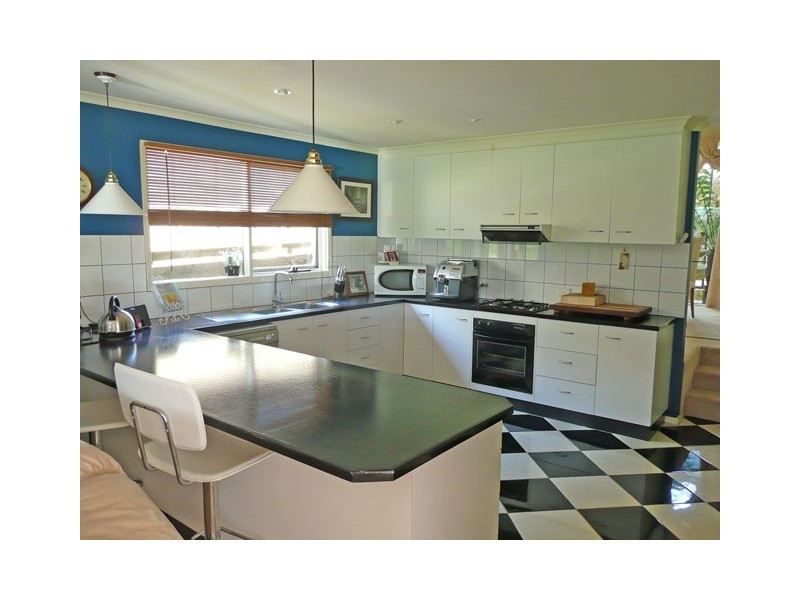 32 PARKWOOD WAY, Traralgon VIC 3844