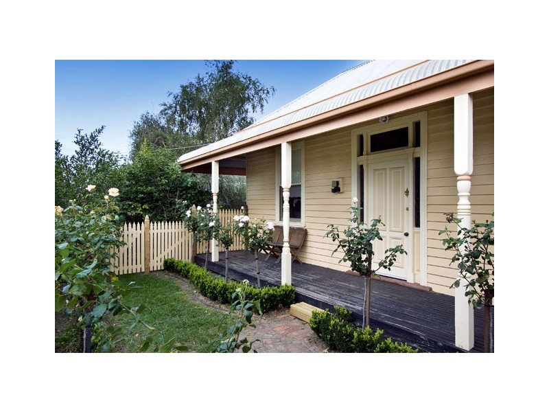 37 QUEENS PARADE, Traralgon VIC 3844