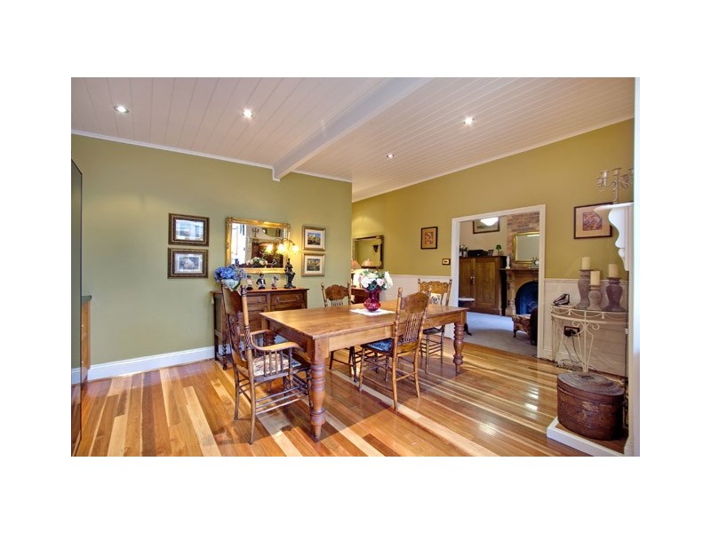 37 QUEENS PARADE, Traralgon VIC 3844