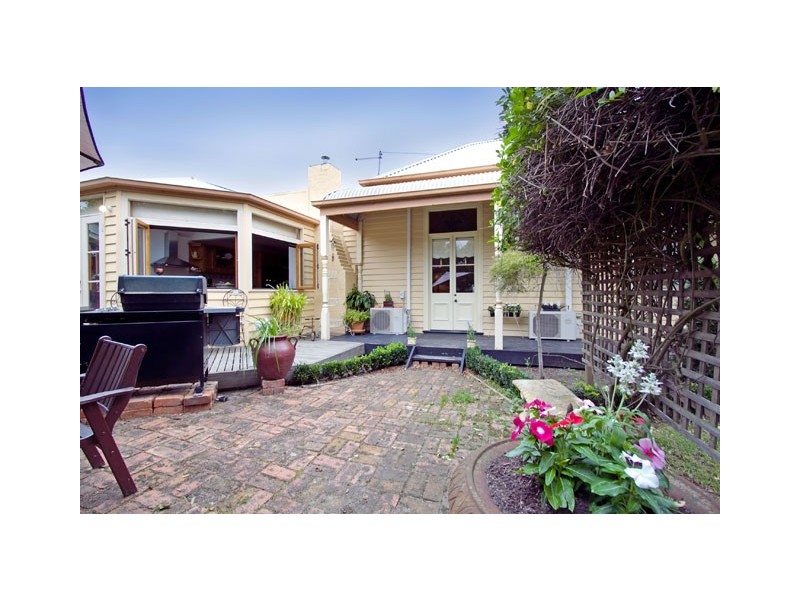 37 QUEENS PARADE, Traralgon VIC 3844