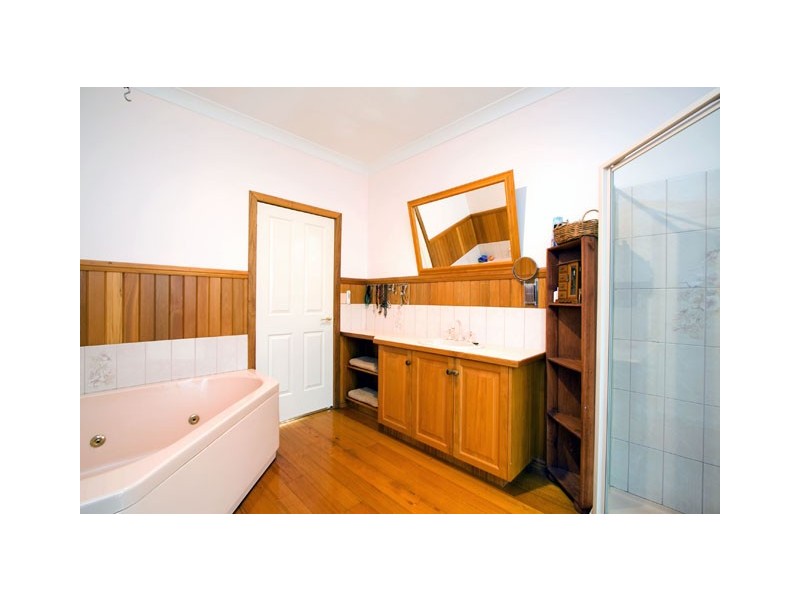 2 MARSHALL STREET, Yallourn North VIC 3825