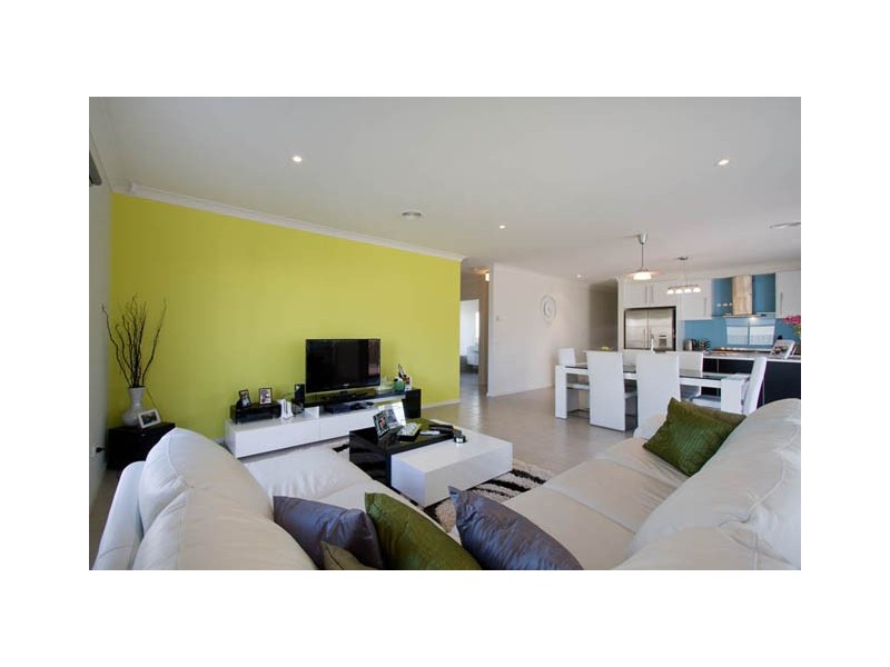 4 SUMMERHILL ROAD, Traralgon VIC 3844