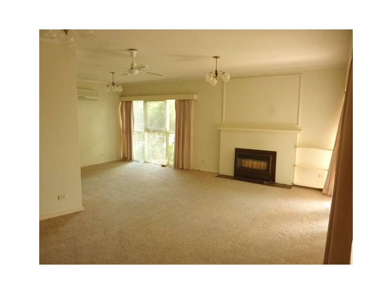 27 MARIE STREET, Traralgon VIC 3844