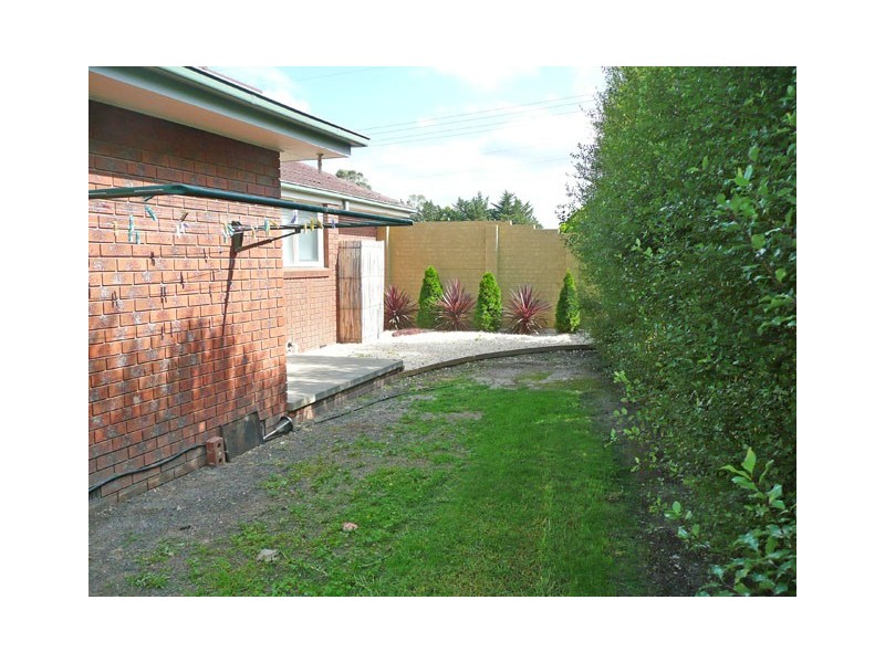 90 MAFFRA ROAD, Glengarry VIC 3854