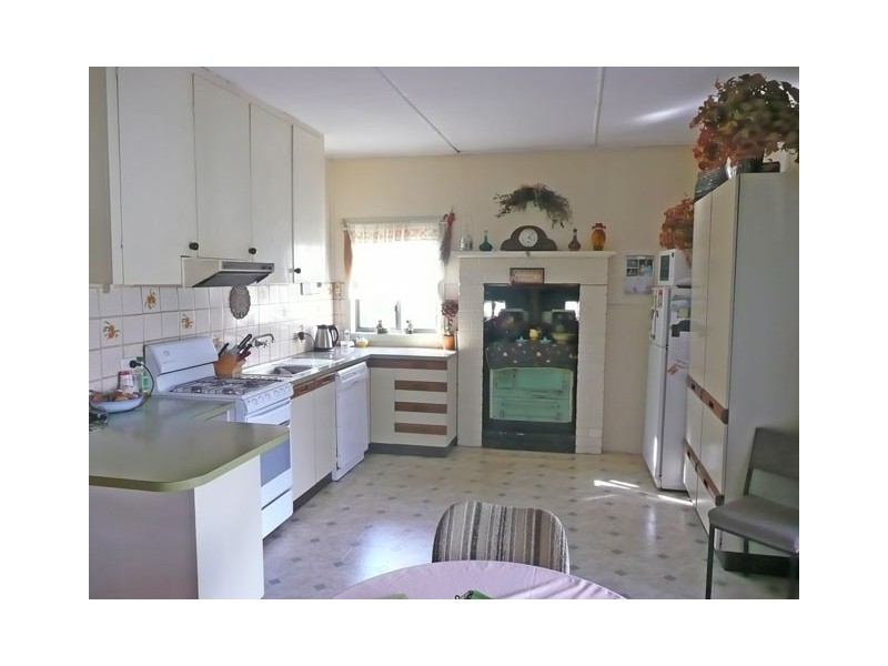 646 MERRIMANS CREEK ROAD, Gormandale VIC 3873