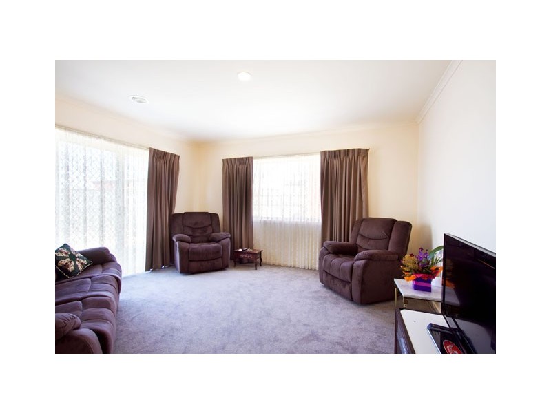 3 DERWENT RISE, Traralgon VIC 3844