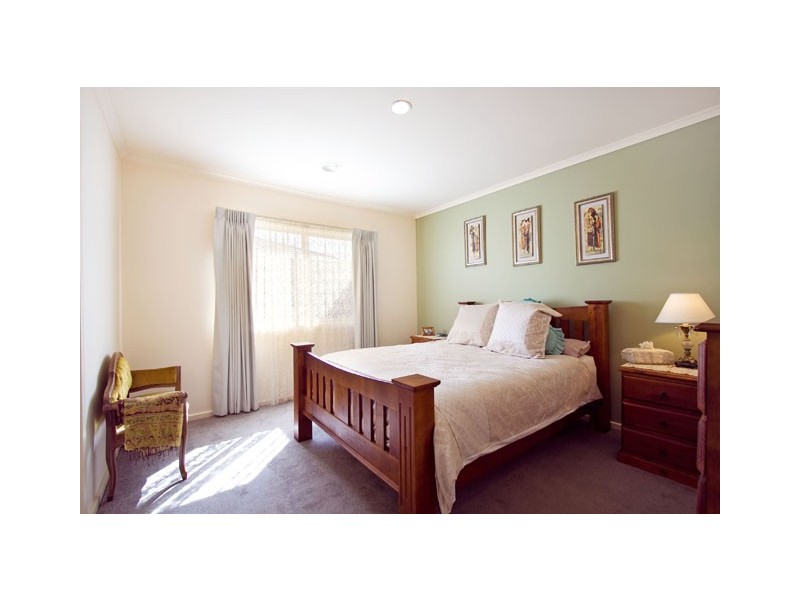 3 DERWENT RISE, Traralgon VIC 3844