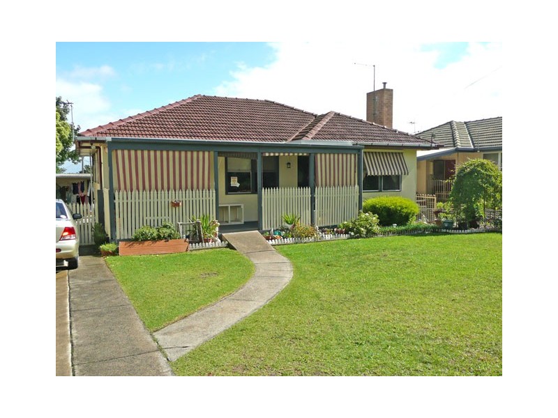 23 LYNDON CRESCENT, Traralgon VIC 3844
