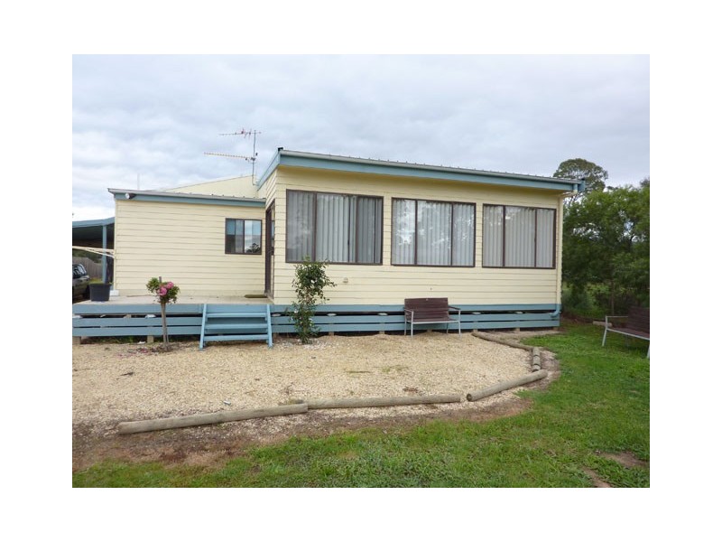 22 KING STREET, Toongabbie VIC 3856