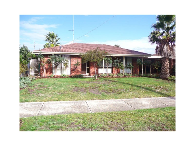 52 MORGAN DRIVE, Traralgon VIC 3844