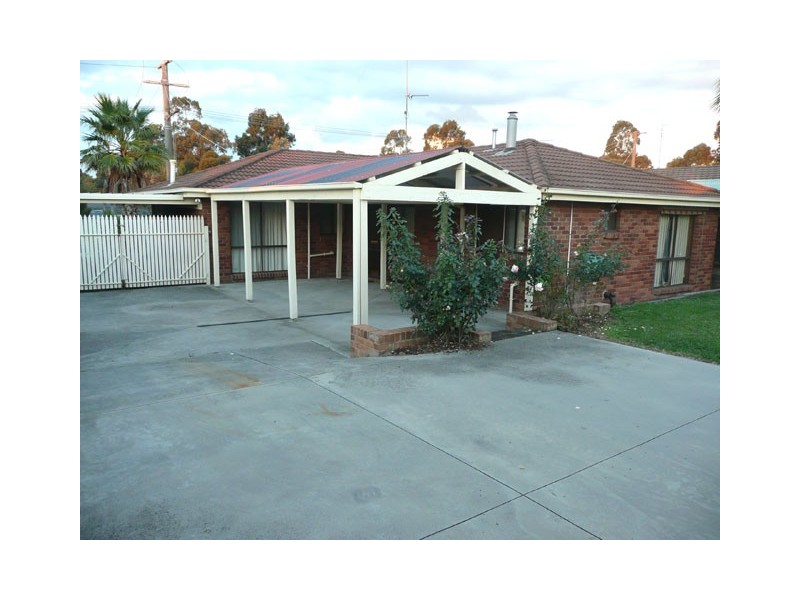 52 MORGAN DRIVE, Traralgon VIC 3844