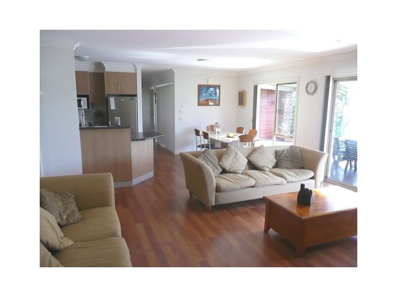 95 ELLAVALE DRIVE, Traralgon VIC 3844