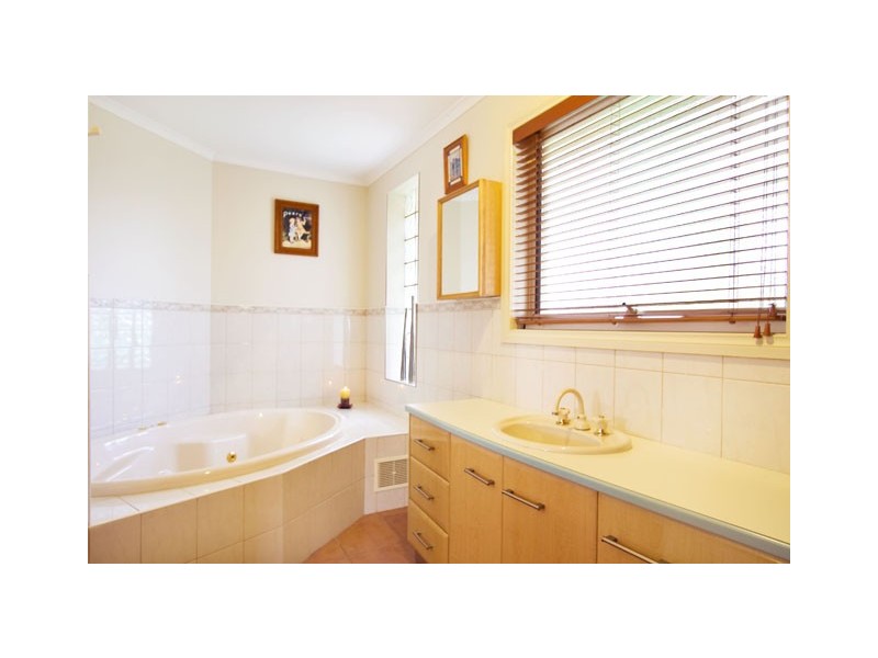 5 MALIBU PLACE, Traralgon VIC 3844