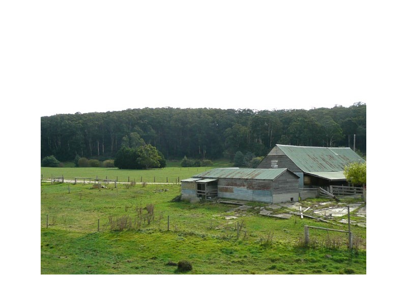 . HARVEYS ROAD, Carrajung Lower VIC 3844